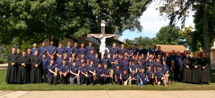 71166555-A95C-4863-817C-9C3AD6B44190