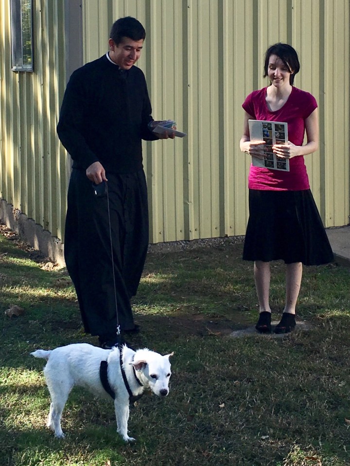 DDBDB274-9868-4EBA-A8D3-41BFE371A208