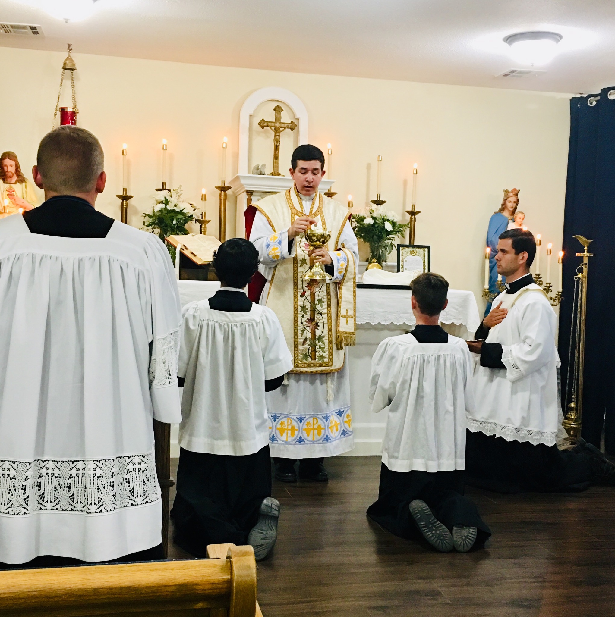 0437209B-CE32-4BC6-9E8B-5E8E06D599A4