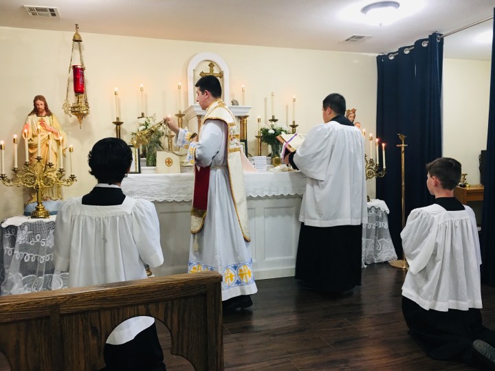 25A6DF65-EE7D-41B7-B757-D07D5E4BB41C